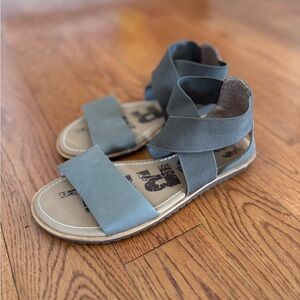 Soludos Grey Olive Sandals